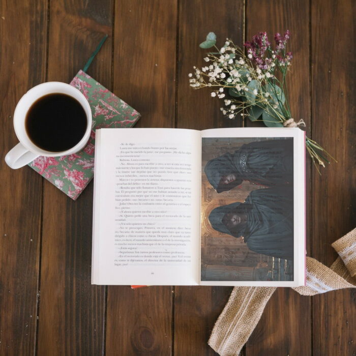 Overlay antologia Incubi di Samantha Lombardi e Lida Deghkhadirian